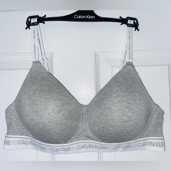 Calvin Klein bralette (UPdated sizes) - Picture 1 of 5